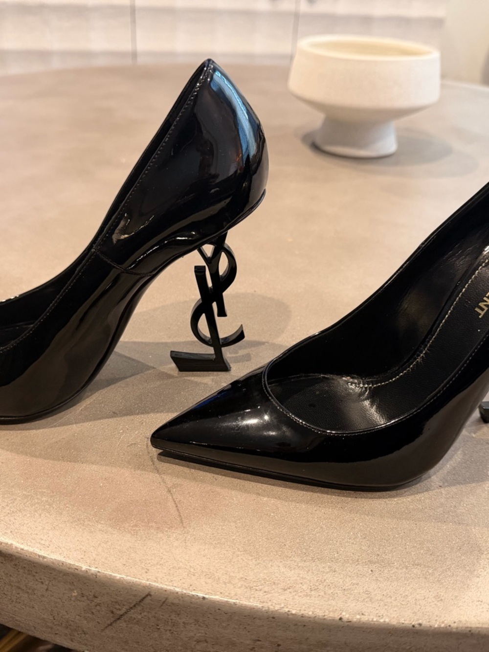 Yves Saint Laurent Glossy Black Patent YSL Logo-Heel Pumps